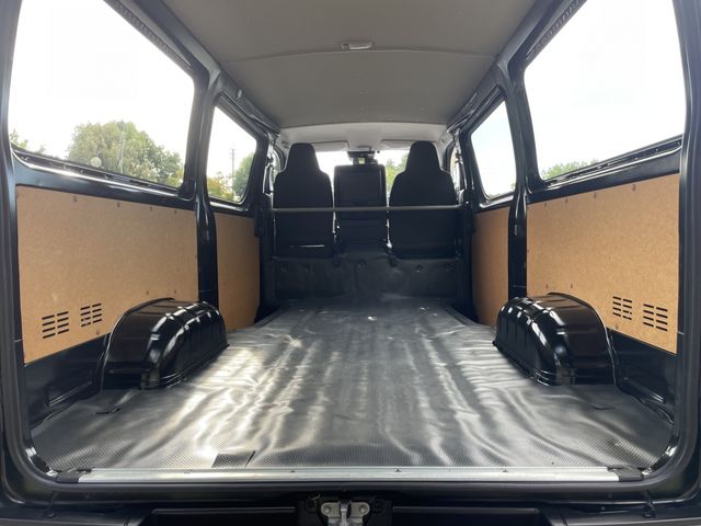TOYOTA HIACE VAN 2WD 2020 Image 31