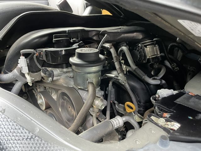 TOYOTA HIACE VAN 2WD 2020 Image 31