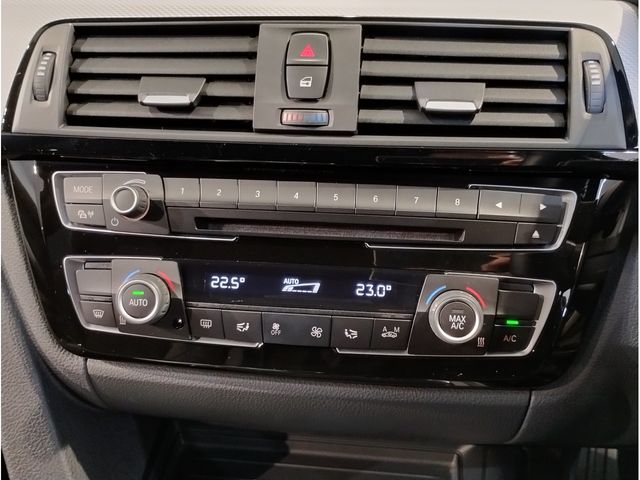 BMW 3SERIES TOURING 2016 Image 31