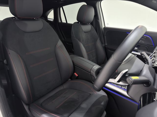 MERCEDES BENZ GLA CL 2020 Image 31