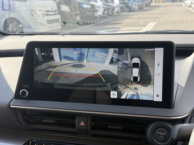 TOYOTA PRIUS 4WD 2024 Image 31