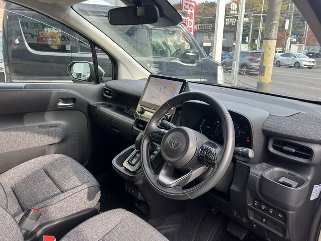 TOYOTA SIENTA HYBRID 2022 Image 31