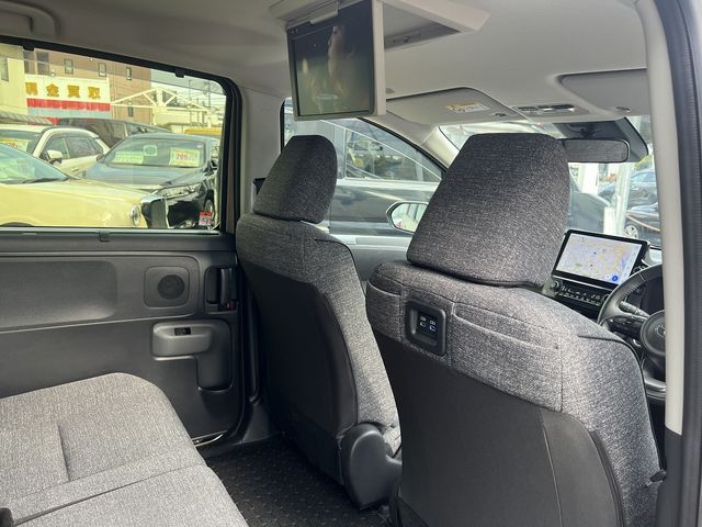 TOYOTA SIENTA HYBRID 2022 Image 31