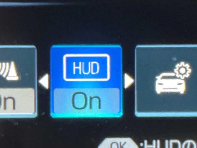 TOYOTA CAMRY HYBRID 2019 Image 31