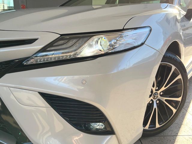 TOYOTA CAMRY HYBRID 2019 Image 31
