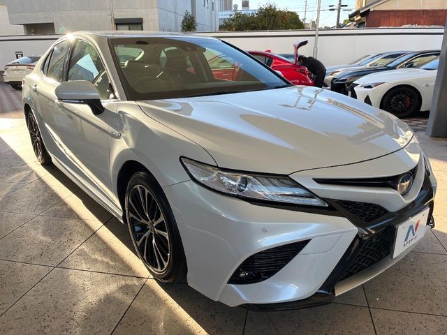 TOYOTA CAMRY HYBRID 2019 Image 31