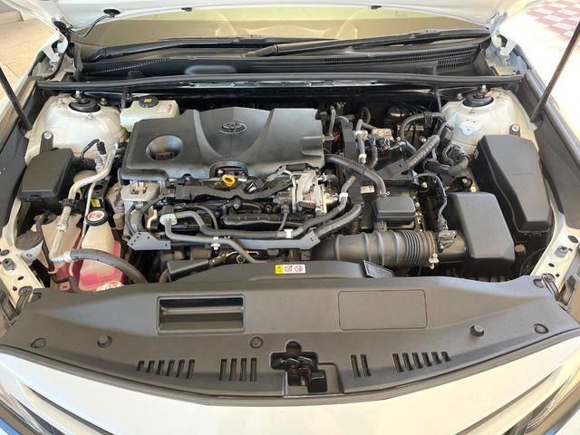 TOYOTA CAMRY HYBRID 2019 Image 31