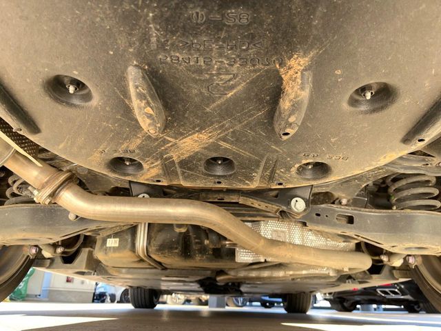 TOYOTA CAMRY HYBRID 2019 Image 31