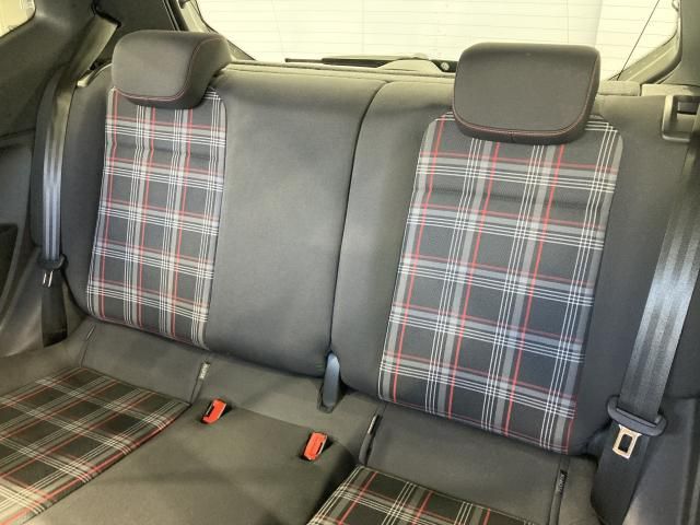 VOLKSWAGEN UP! 2019 Image 31