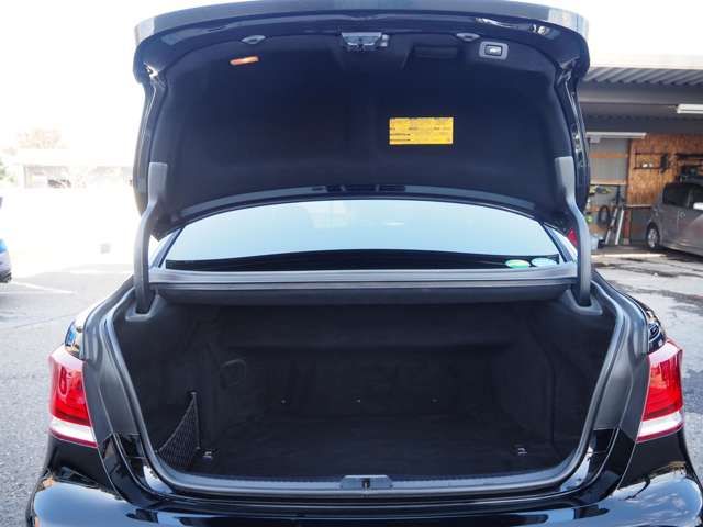 TOYOTA LEXUS LS600H 2012 Image 31