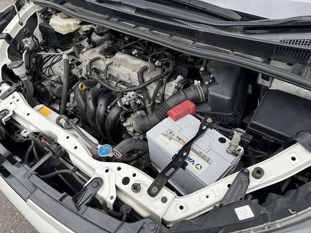 TOYOTA VOXY 2014 Image 31