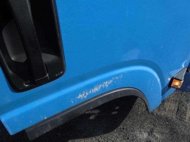 ISUZU ELF 2016 Image 31