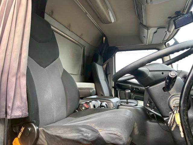 HINO PROFIA 2015 Image 31