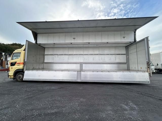 HINO PROFIA 2015 Image 31