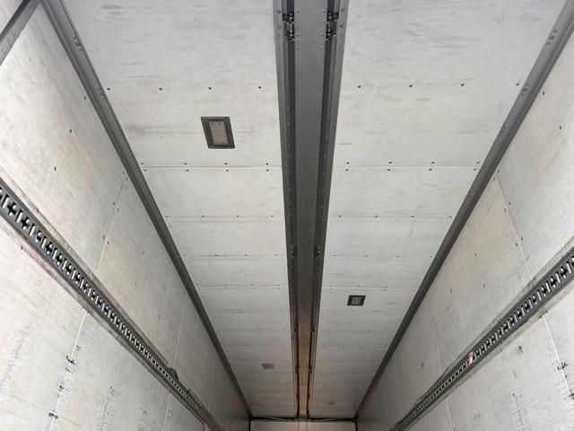 HINO PROFIA 2015 Image 31