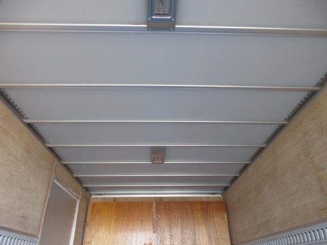 HINO DUTRO 2017 Image 31