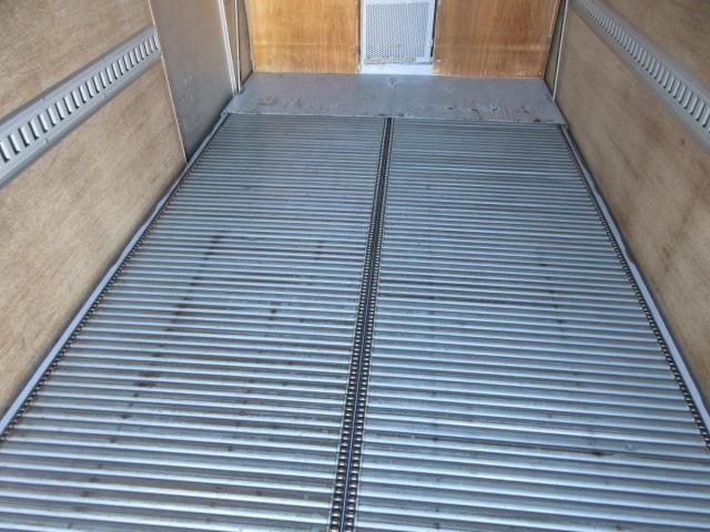 HINO DUTRO 2017 Image 31