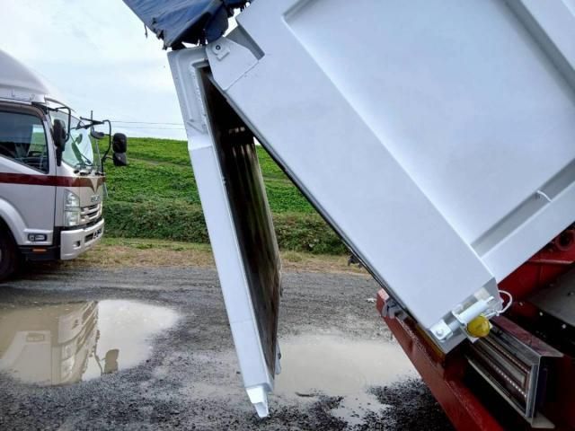 MITSUBISHI FUSOU SUPER GREAT 2020 Image 31