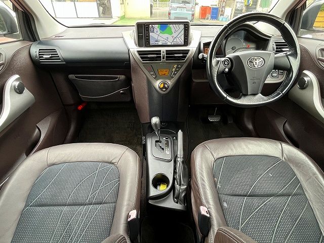 TOYOTA IQ 2009 Image 31