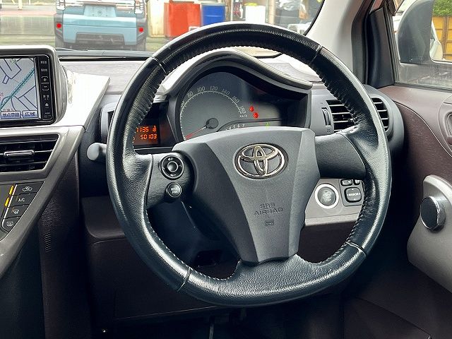 TOYOTA IQ 2009 Image 31