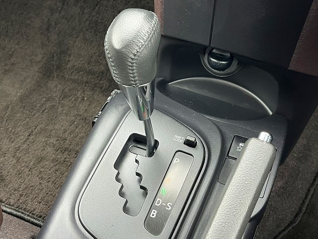 TOYOTA IQ 2009 Image 31