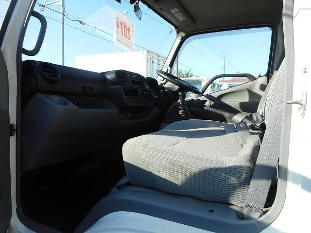 TOYOTA DYNA 2014 Image 31