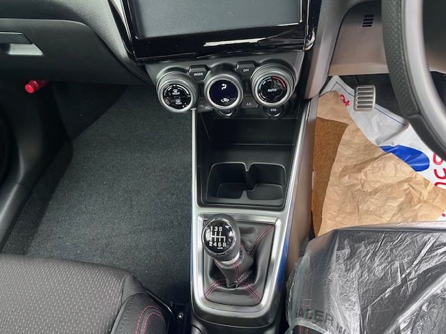 SUZUKI SWIFT 2025 Image 31