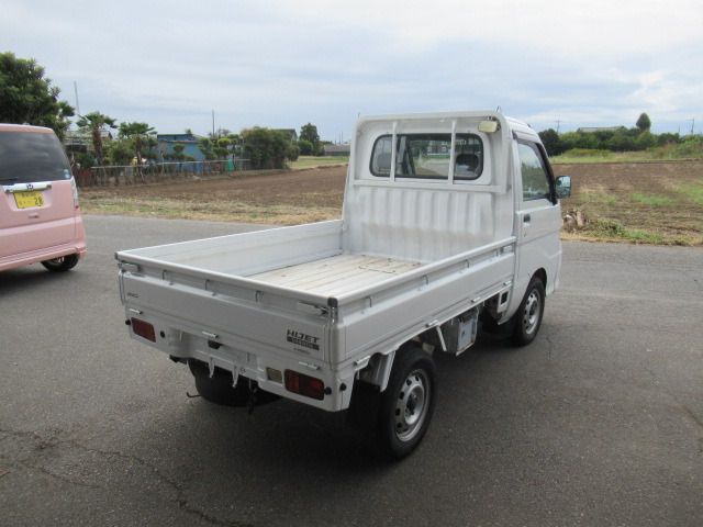 DAIHATSU HIJET TRUCK 4WD 2005 Image 31