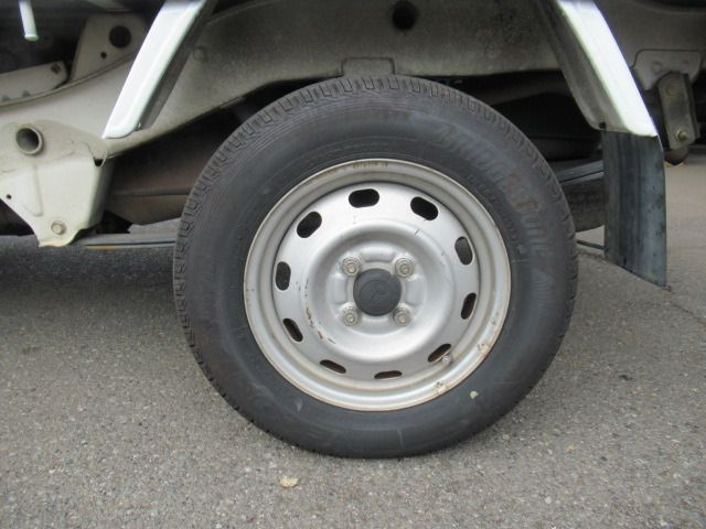 DAIHATSU HIJET TRUCK 4WD 2005 Image 31