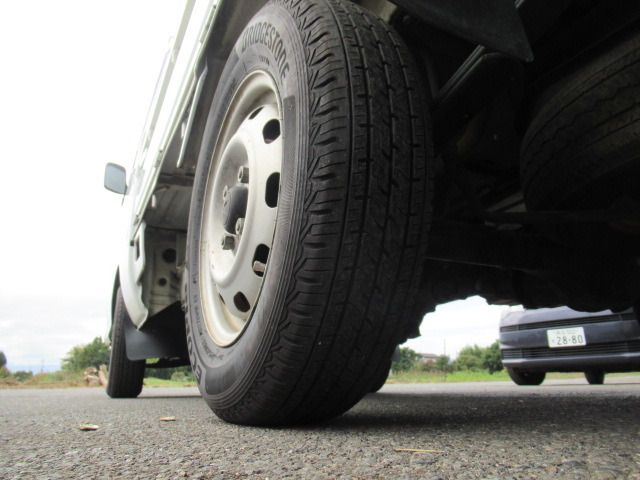 DAIHATSU HIJET TRUCK 4WD 2005 Image 31