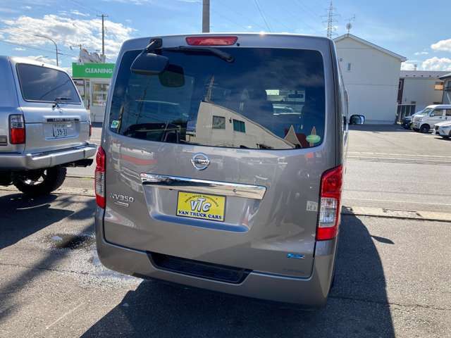 NISSAN NV350 CARAVAN 4WD 2015 Image 31