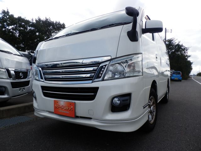 NISSAN NV350 CARAVAN 4WD 2012 Image 31