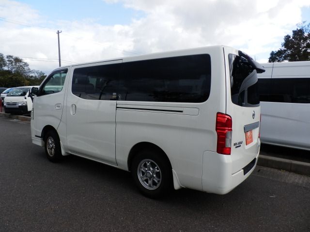 NISSAN NV350 CARAVAN 4WD 2012 Image 31