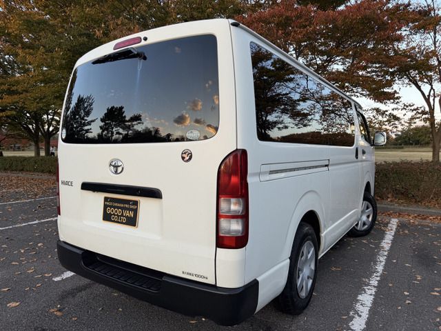 TOYOTA HIACE VAN 4WD 2014 Image 31