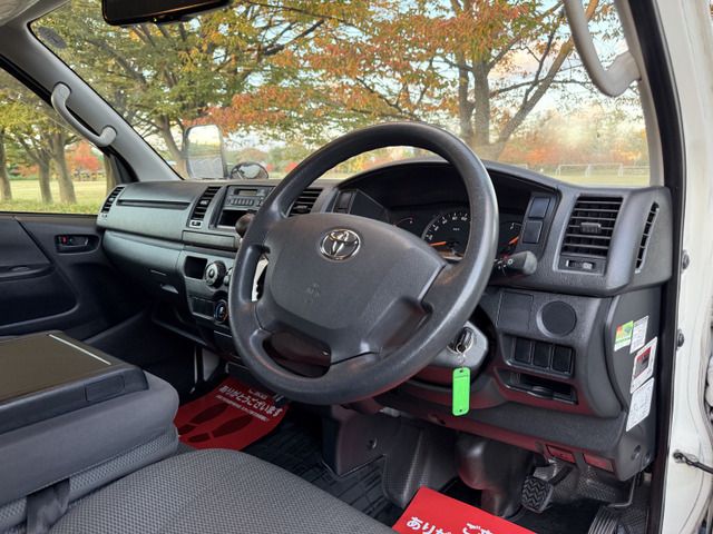 TOYOTA HIACE VAN 4WD 2014 Image 31