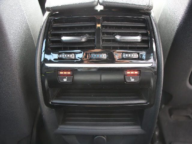 BMW 5SERIES SEDAN 2018 Image 31