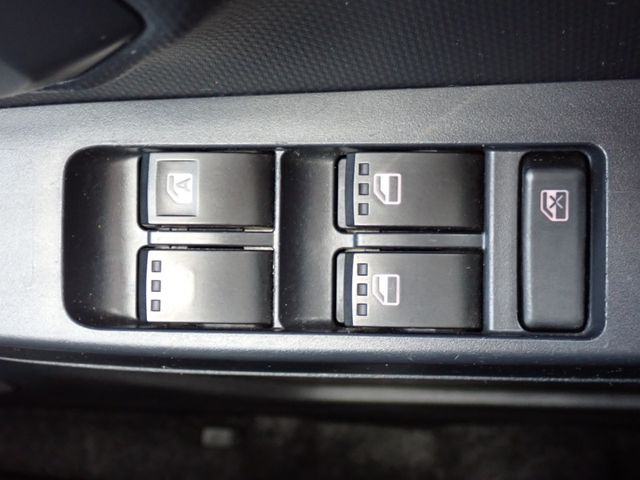 DAIHATSU MIRA E:S 2018 Image 31