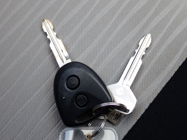 DAIHATSU MIRA E:S 2018 Image 31