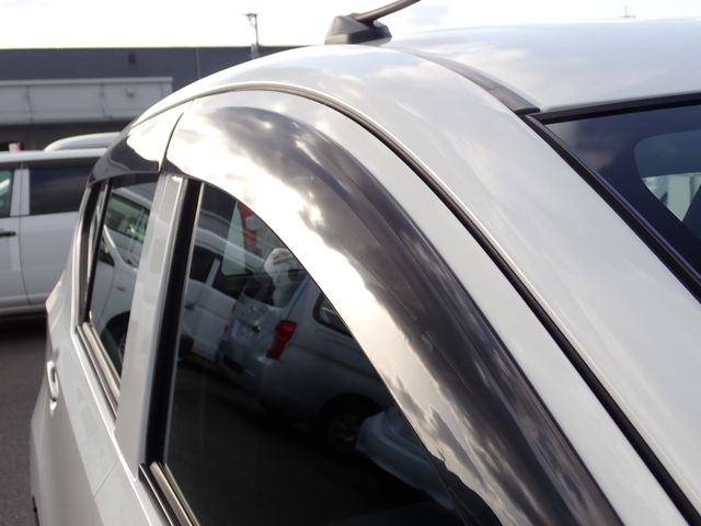 DAIHATSU MIRA E:S 2018 Image 31