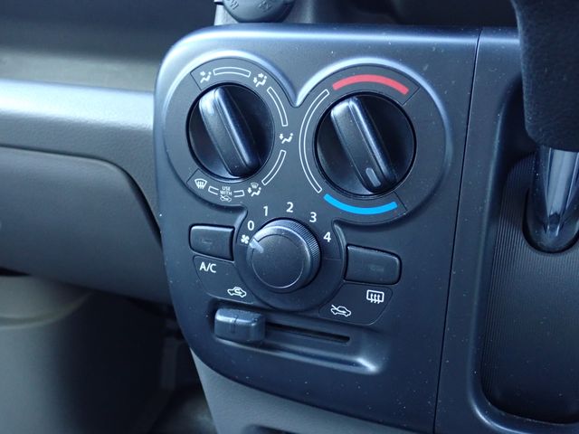 MAZDA SCRUM VAN 2020 Image 31