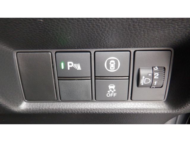 HONDA FIT E:HEV 2020 Image 31