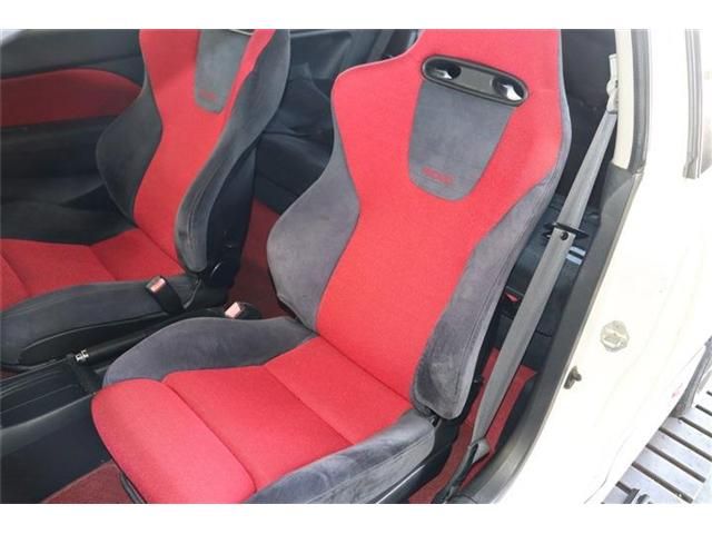 HONDA CIVIC HATCHBACK 2004 Image 31