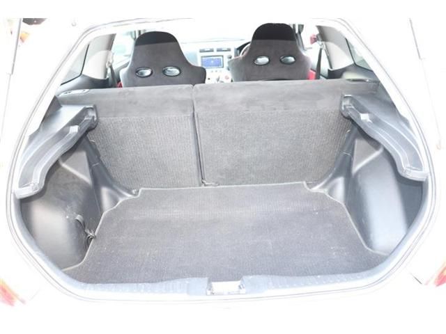 HONDA CIVIC HATCHBACK 2004 Image 31