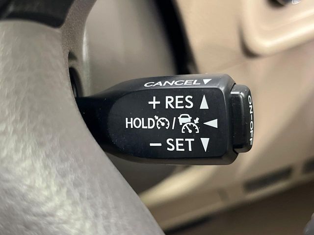 TOYOTA LANDCRUISER PRADO 2023 Image 31