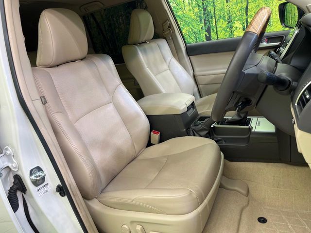 TOYOTA LANDCRUISER PRADO 2023 Image 31