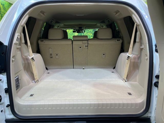 TOYOTA LANDCRUISER PRADO 2023 Image 31
