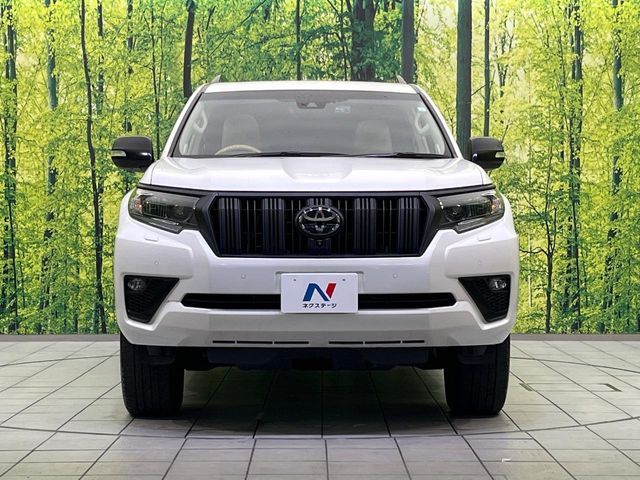 TOYOTA LANDCRUISER PRADO 2023 Image 31