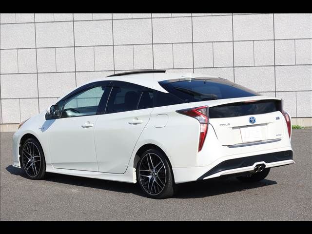 TOYOTA PRIUS 4WD 2016 Image 31