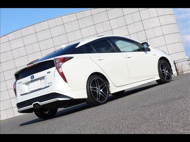 TOYOTA PRIUS 4WD 2016 Image 31