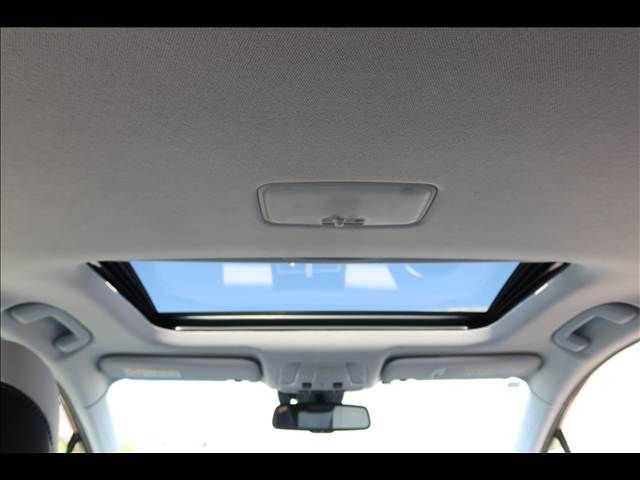 TOYOTA PRIUS 4WD 2016 Image 31